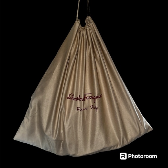 Salvatore Ferragamo silky duster with drawstrings - Picture 5 of 6